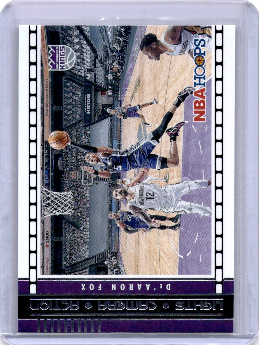 2021-22 Hoops #30 De'Aaron Fox Lights Camera Action