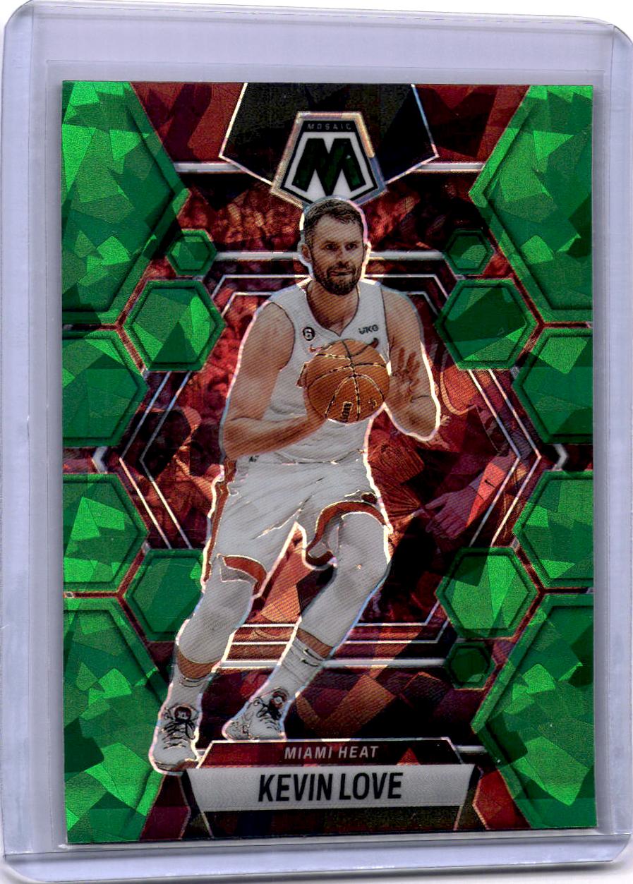 2022-23 Panini Mosaic #42 Kevin Love Green