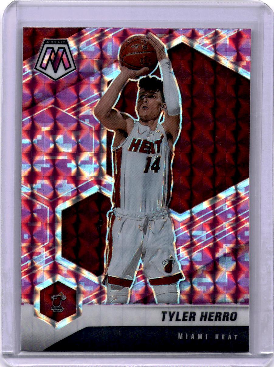 2020-21 Panini Mosaic #5 Tyler Herro Mosaic Camo Pink