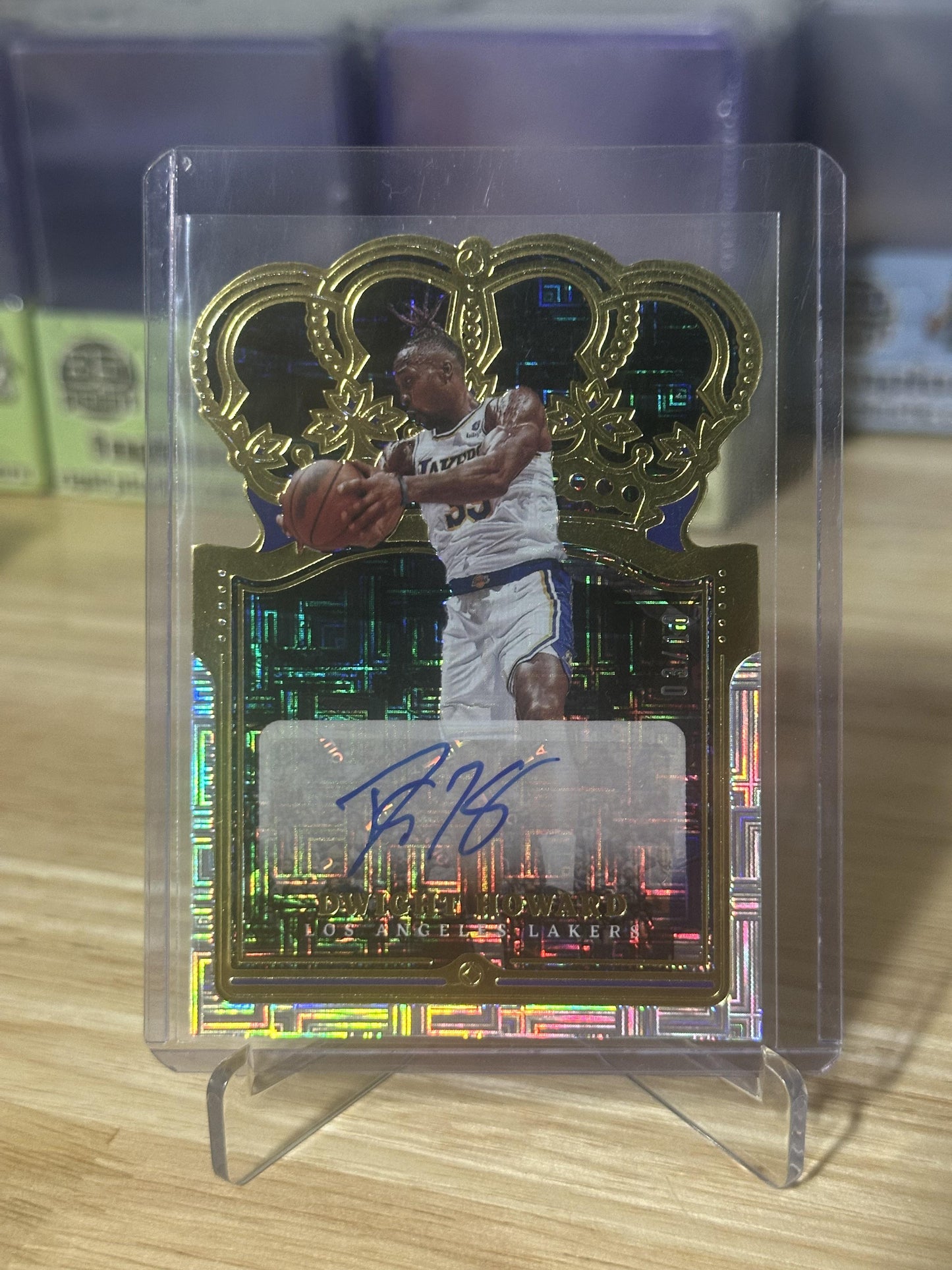 2021-22 Panini Crown Royale Dwight Howard Crown Autographs Asia Gold #/10