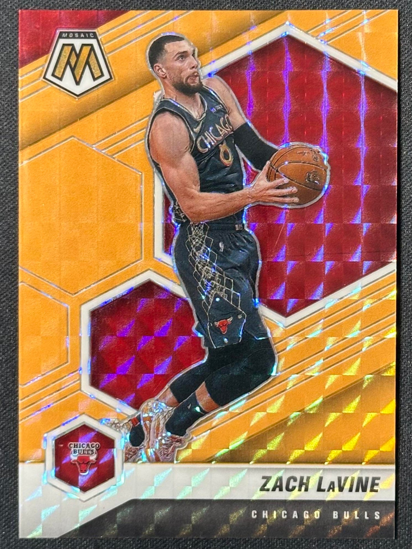2020-21 Panini Mosaic #66 Zach LaVine Mosaic Orange Fluorescent #/25