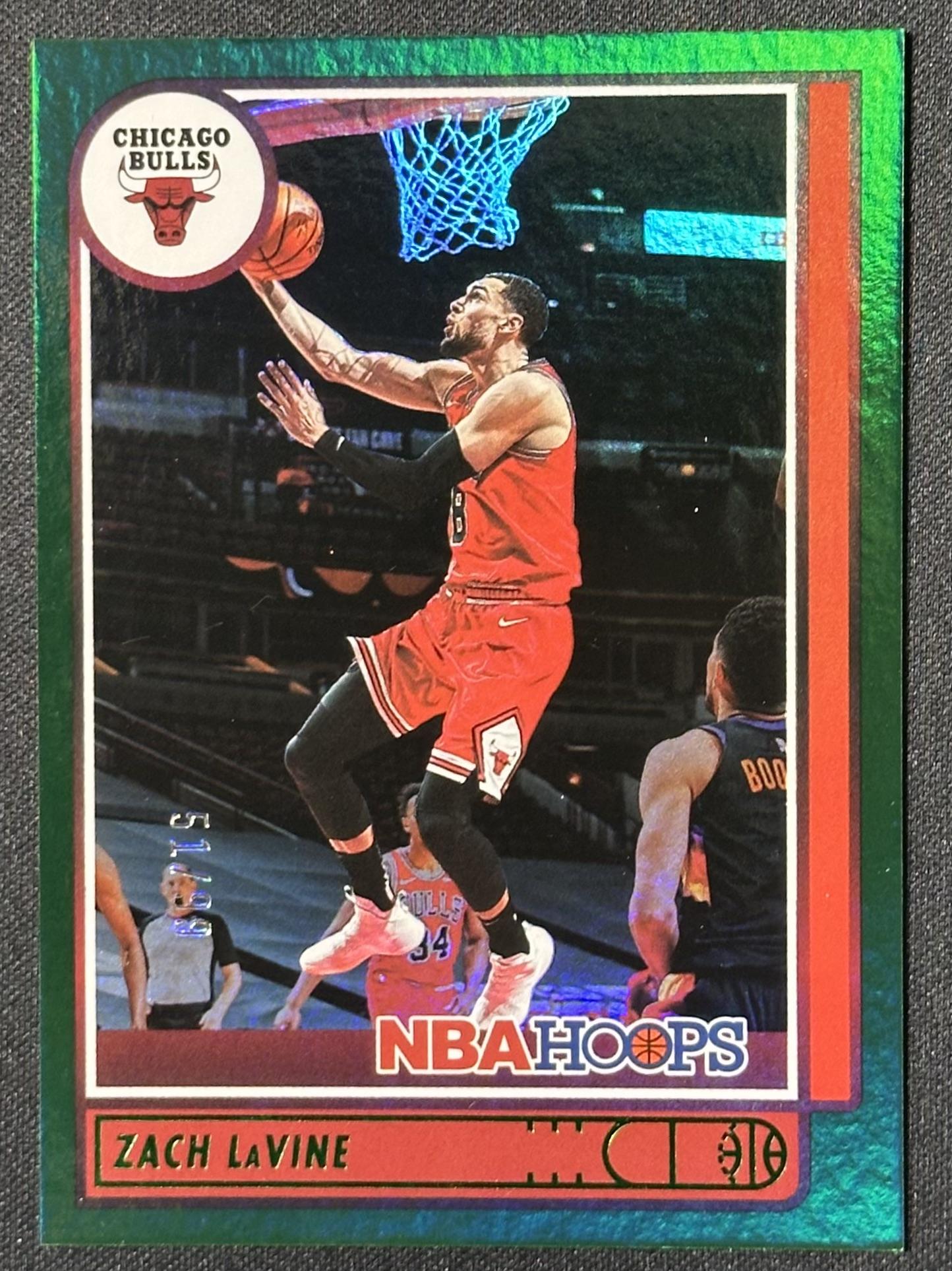 2021-22 Hoops #15 Zach LaVine Green #/99