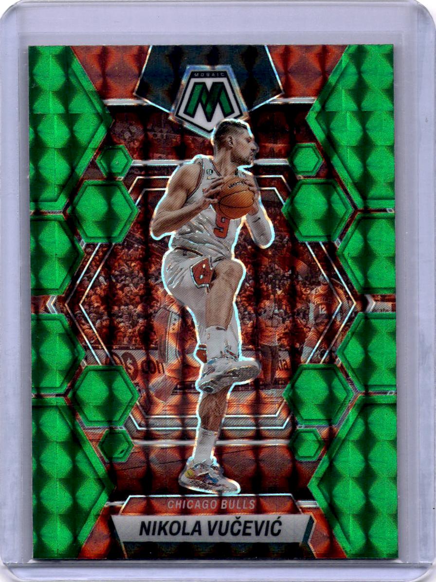 2022-23 Panini Mosaic #187 Nikola Vucevic Green