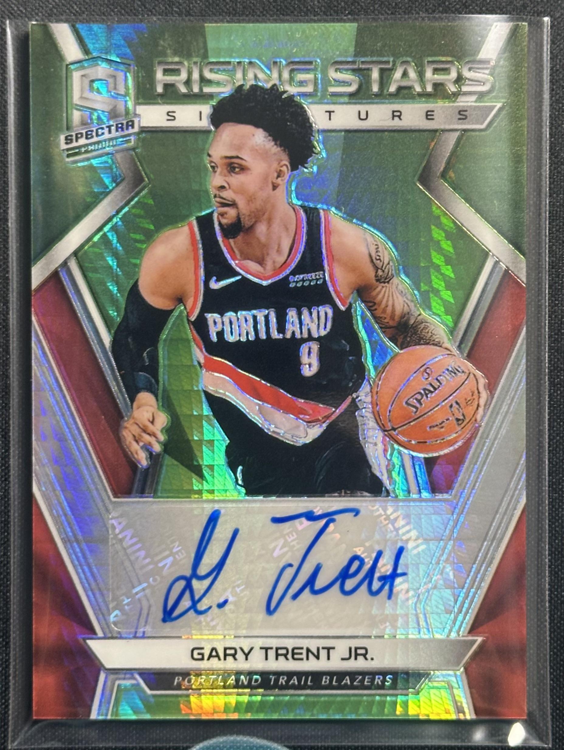 2018-19 Spectra #RS-GTJ Gary Trent Jr. Rising Stars Signatures Neon Green #/49
