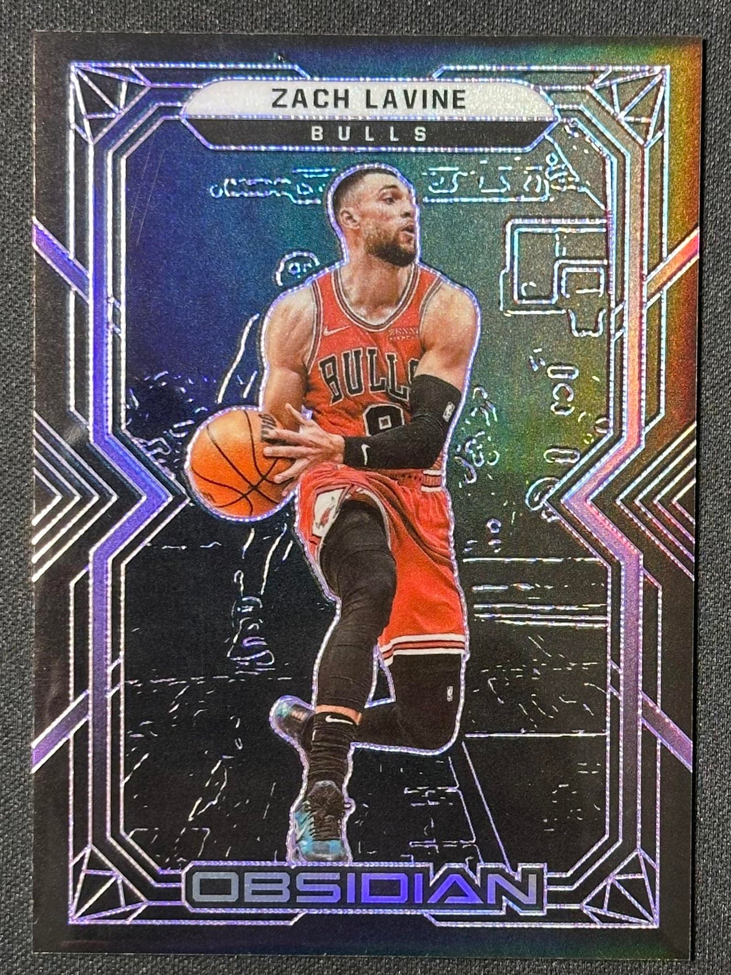 2021-22 Panini Obsidian #19 Zach LaVine Electric Etch Purple #/99