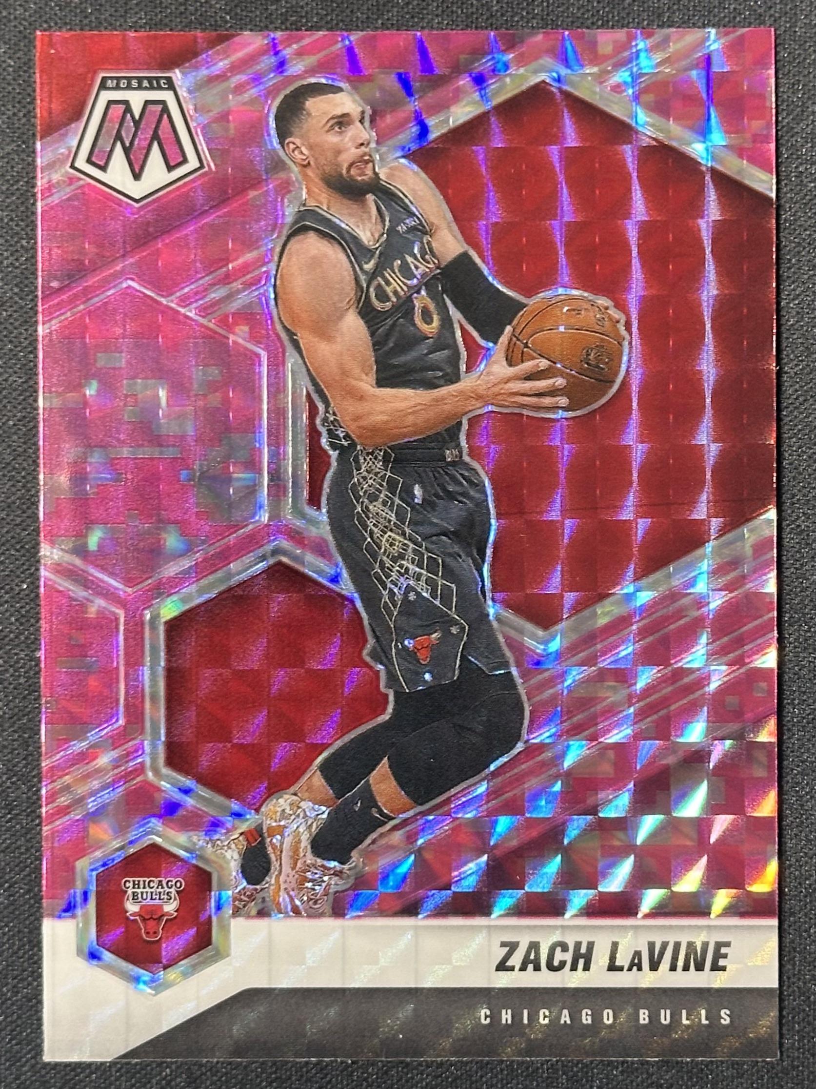 2020-21 Panini Mosaic #66 Zach LaVine Mosaic Camo Pink