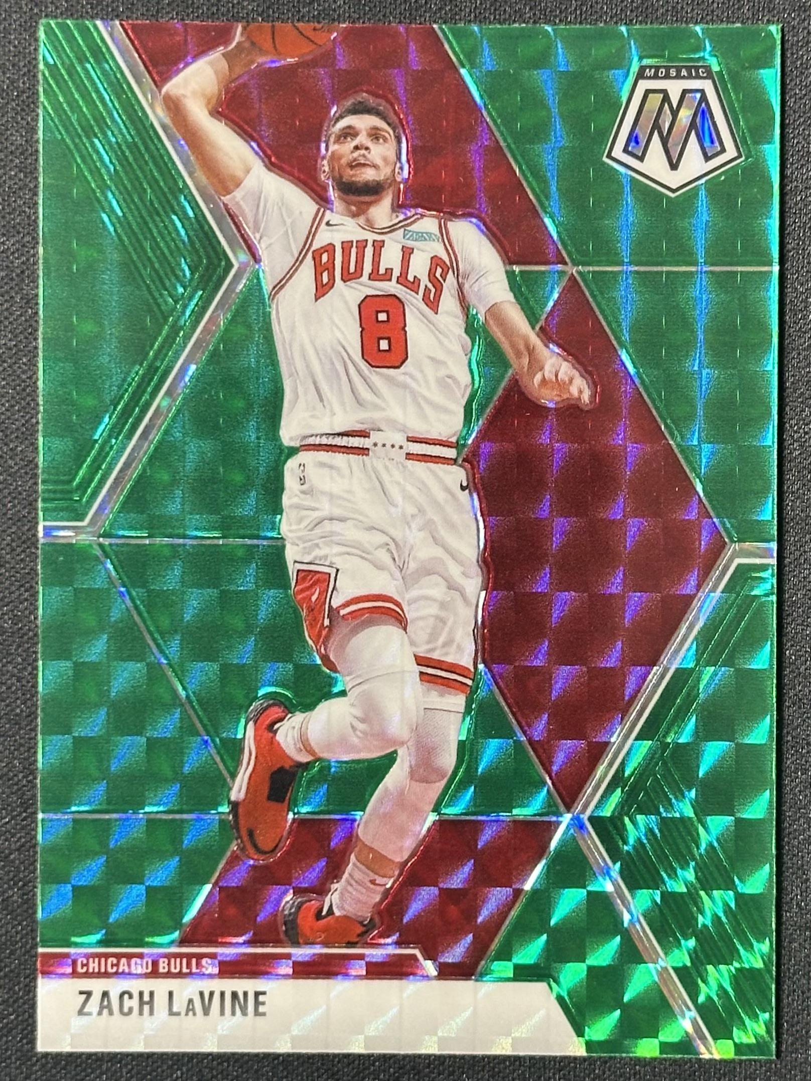 2019-20 Panini Mosaic #87 Zach LaVine Green Prizm