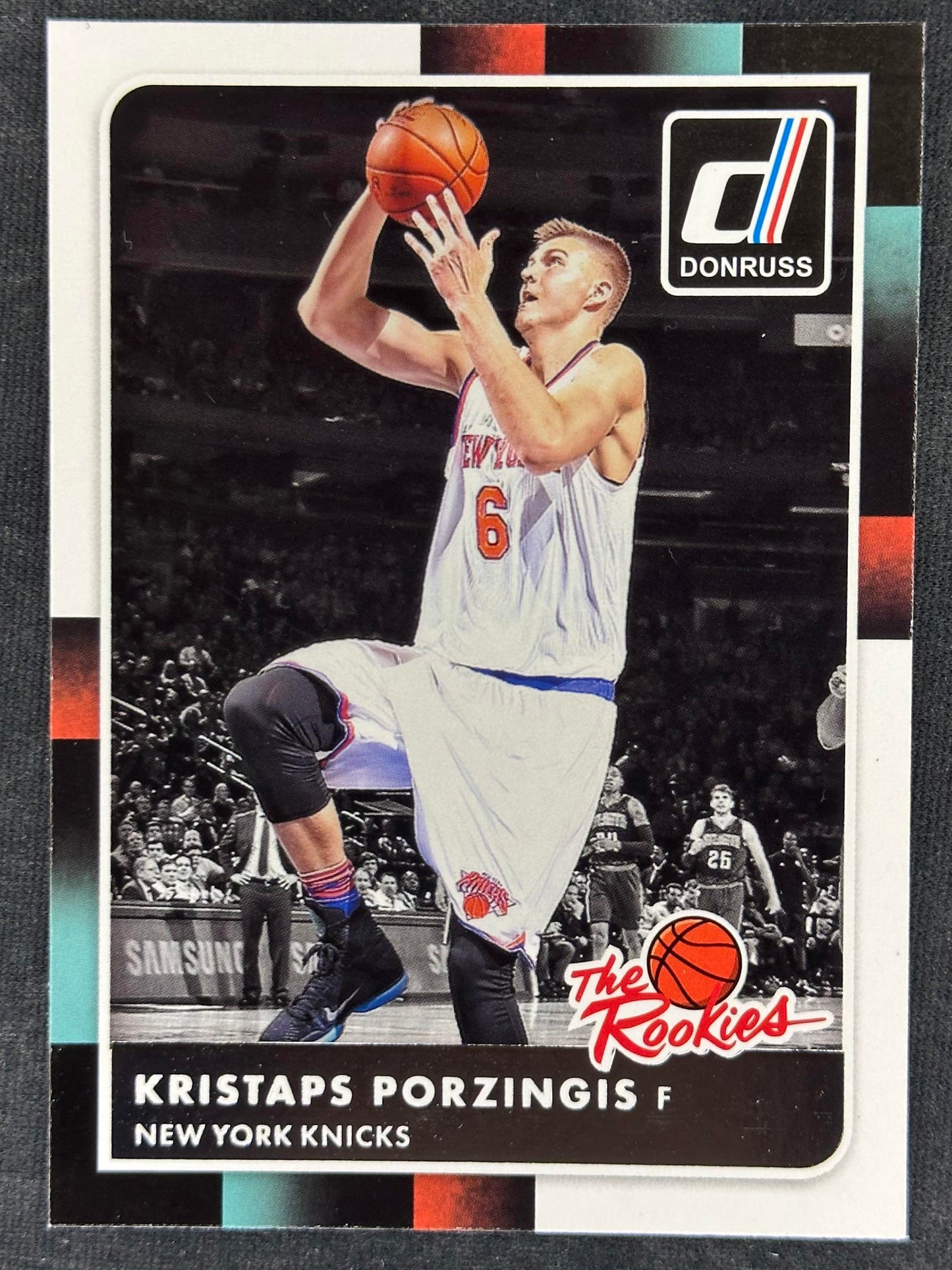 2015-16 Donruss #32 Kristaps Porzingis The Rookies